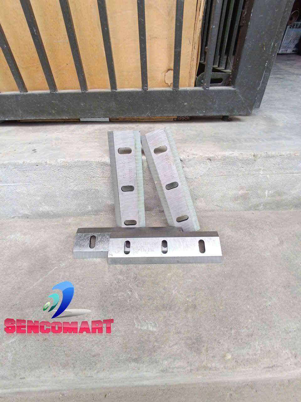 Dao Băm Gỗ Công Nghiệp: Yếu tố quyết định năng suất và chất lượng dăm