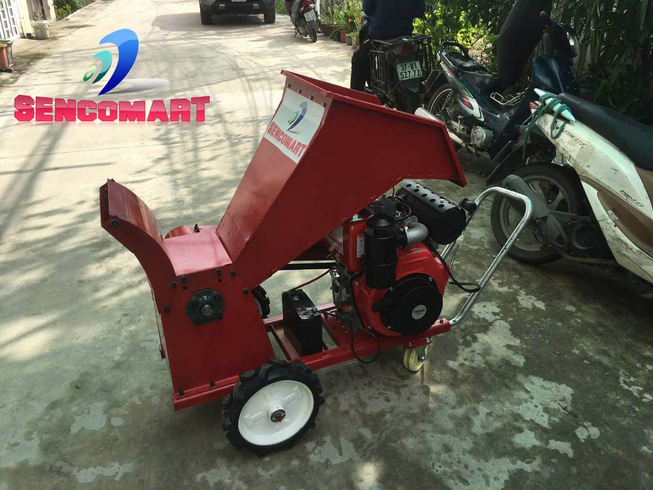 Máy băm cành cắt cành động cơ dầu chính hãng, giá tốt