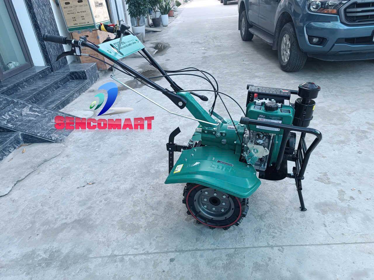 "Vua" Làm Đất Đồi Dốc: Gọi Tên Máy Xới Đất Chạy Dầu Turbo Trục Lục Giác 32
