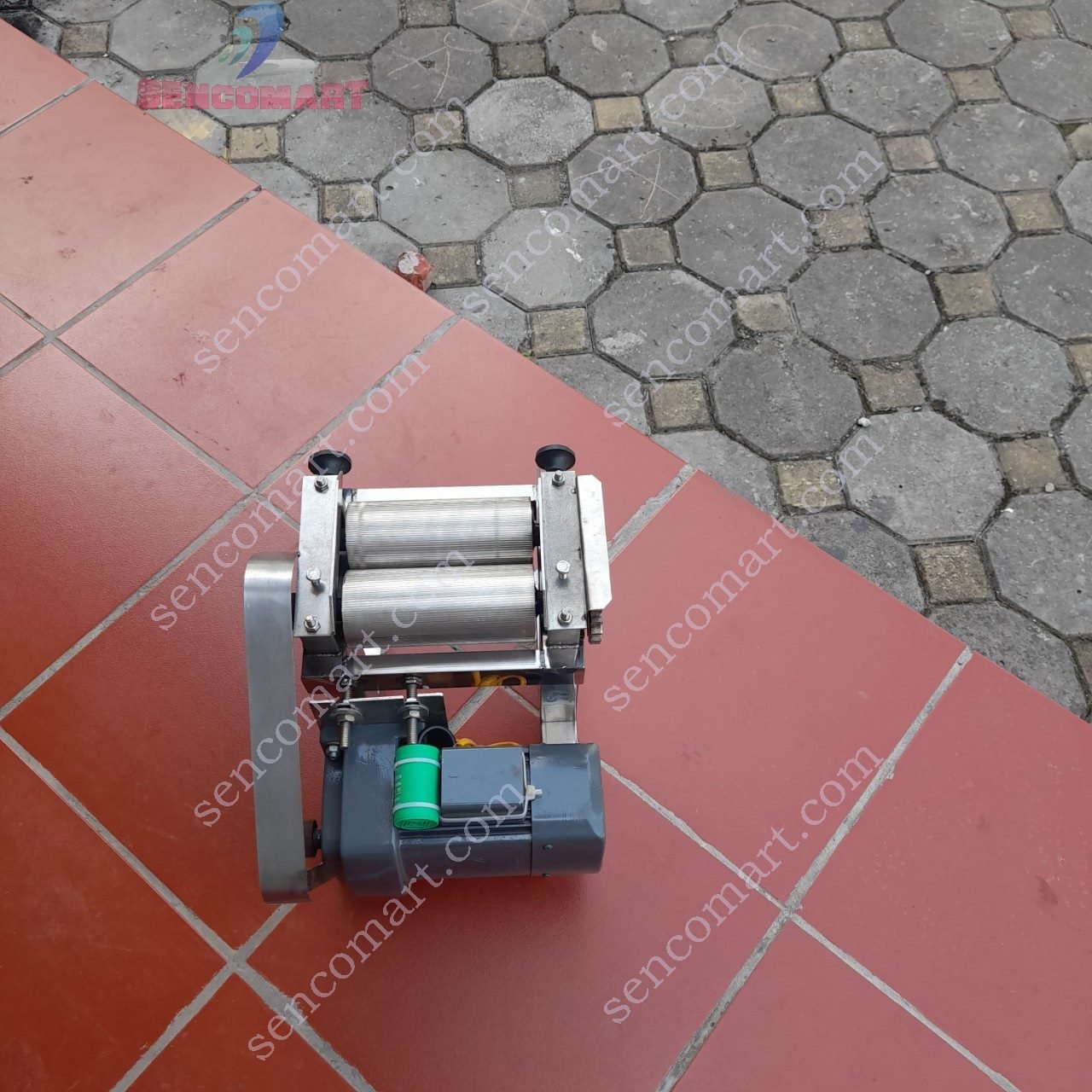 Máy Cán Mực Chạy Điện Lô Vân Gân Hàng Sencomart Sản Xuất