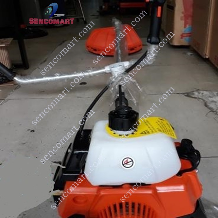 Máy cắt cỏ Vikyno VKN 261 khởi động nhẹ nhàng giật nổ