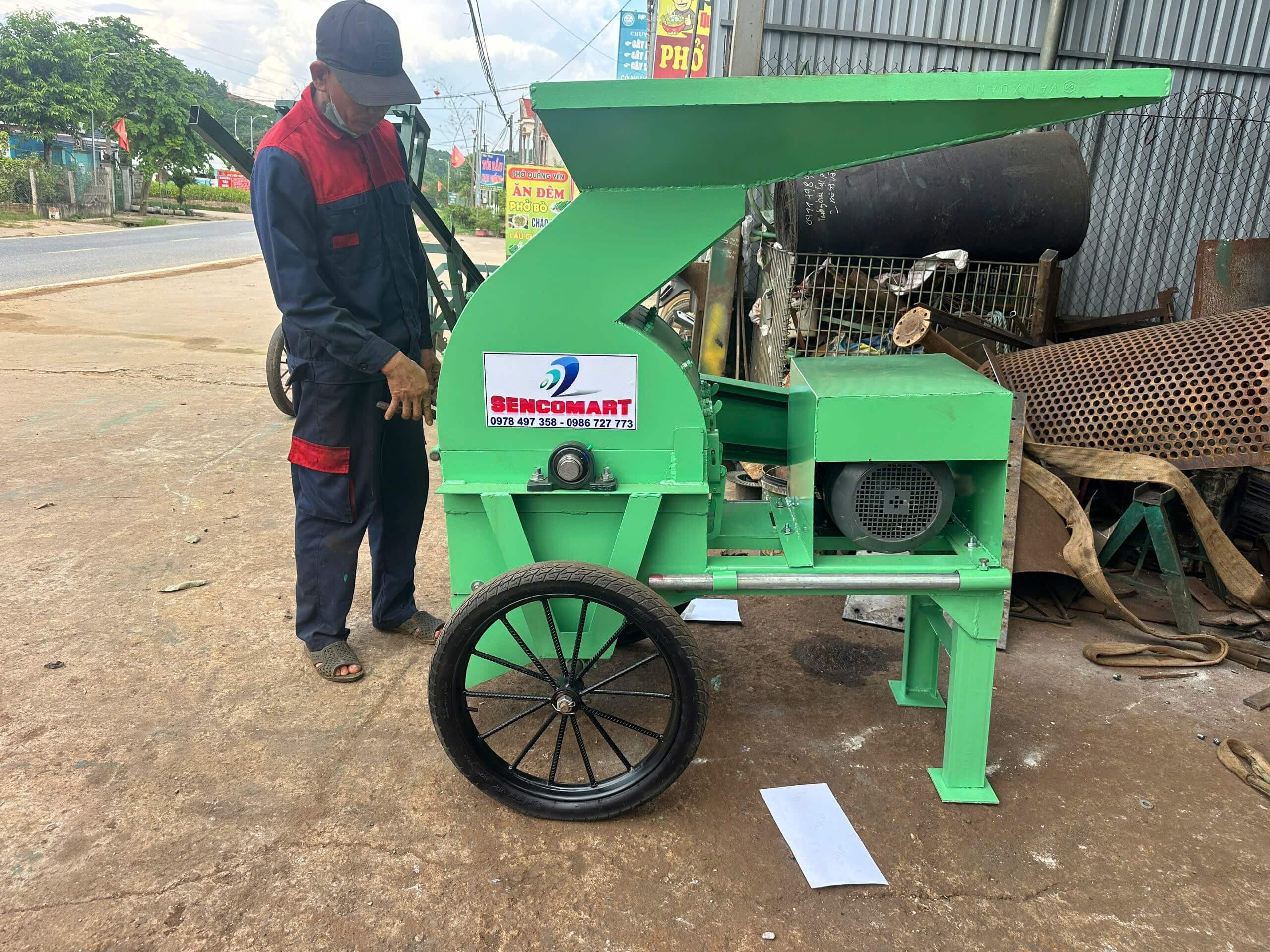 Máy nghiền gạch vỡ công trình để tái chế làm móng nền đường NG-7.5KW
