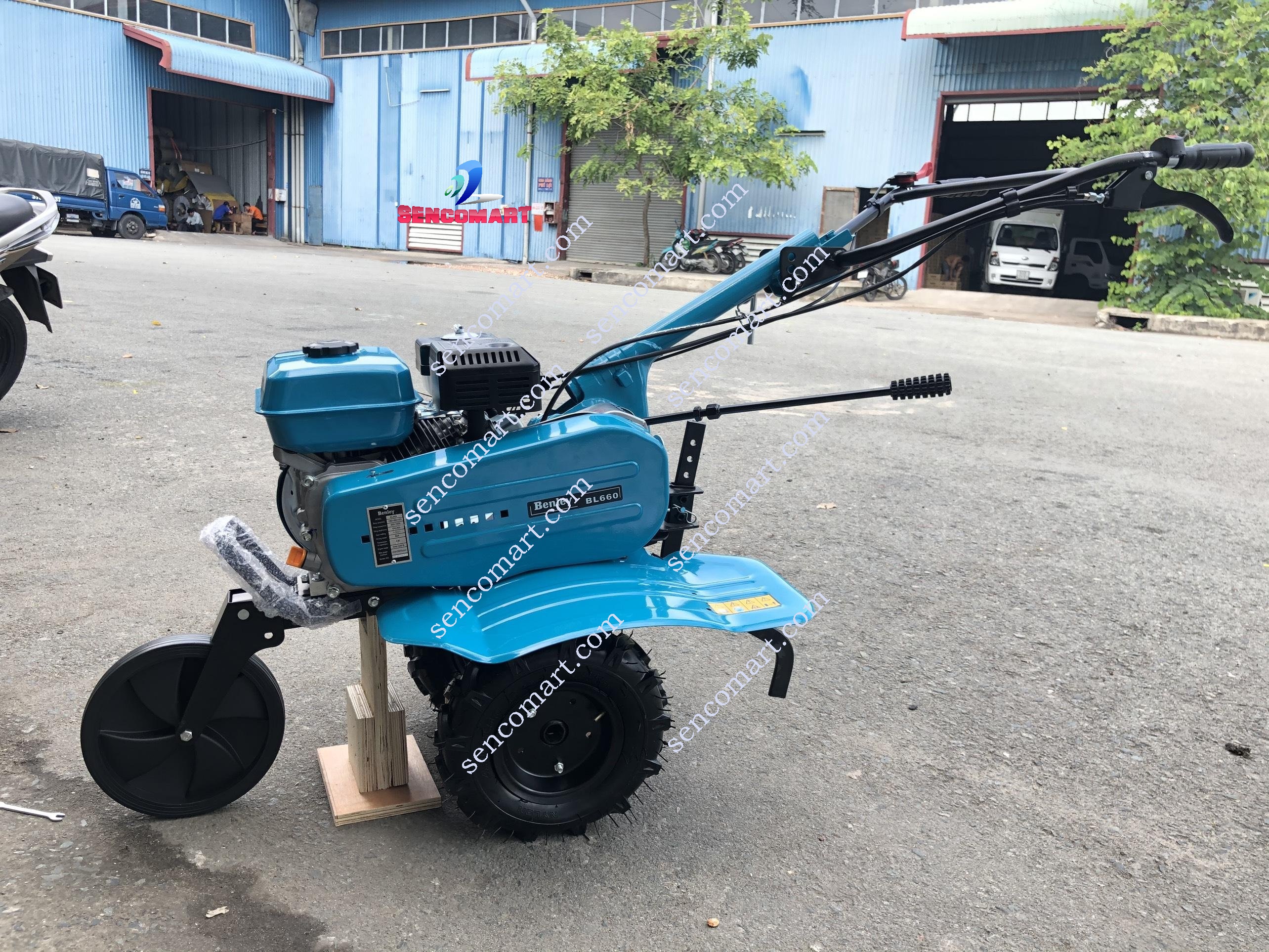 Máy Xới Đất Benley 660 Có Bánh Xe Trước Dễ Di Chuyển