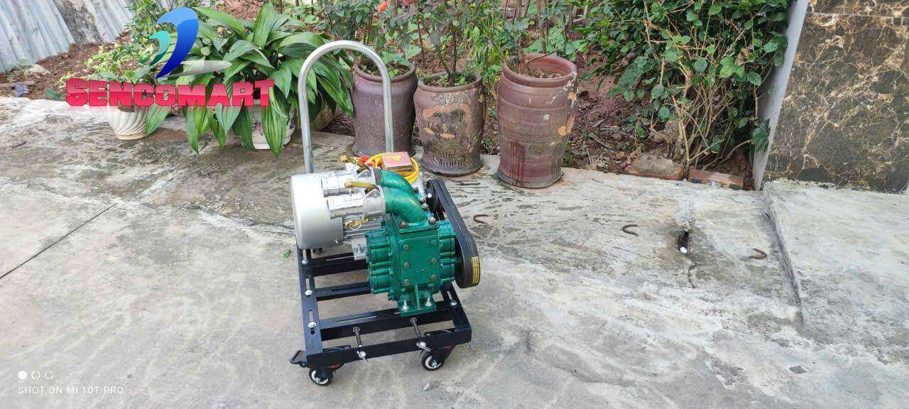 Máy bơm hút bùn 1 pha 3.5kW: Họng 50mm, tua chậm tải nặng, đầu bơm cửa ngang.