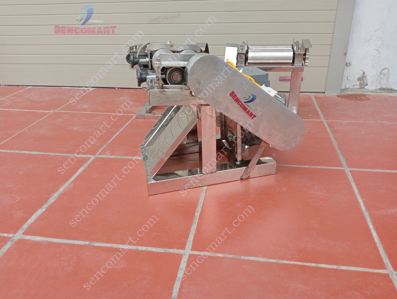 Máy Cán Mực Điện Có Máng Ốp An Toàn