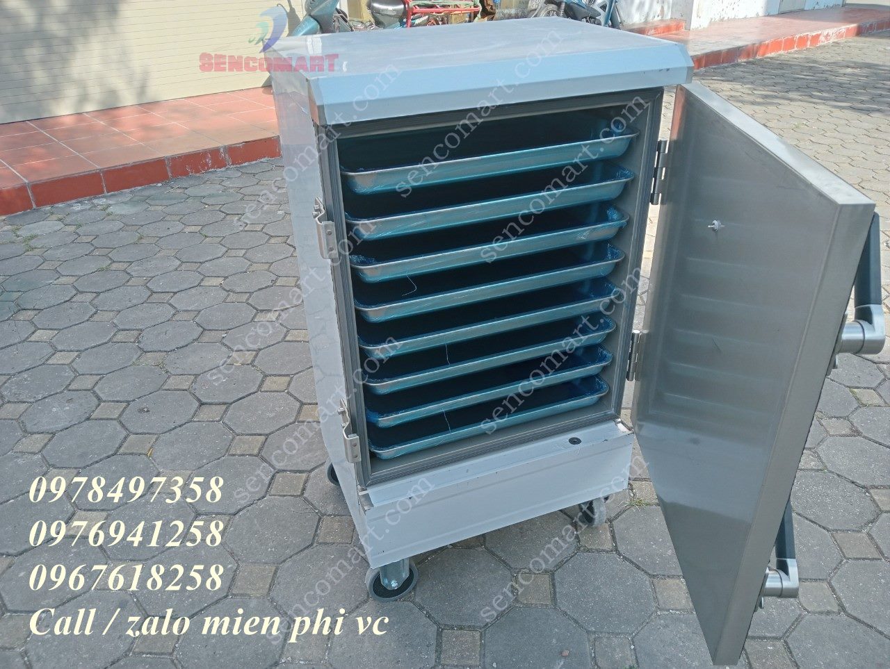 Tủ cơm công nghiệp 8 khay chạy điện