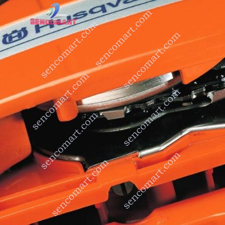 Máy cưa gỗ Husqvarna 365 cưa cắt gỗ to nhỏ công suất 3,4kw